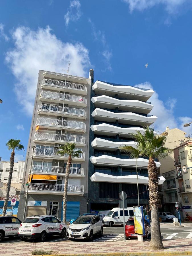 Lujoso apartamento en 1ª línea recién reformado Santa Pola Esterno foto