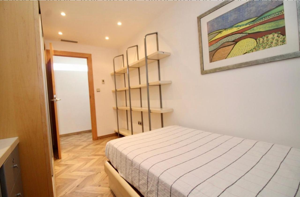 Lujoso apartamento en 1ª línea recién reformado Santa Pola Esterno foto